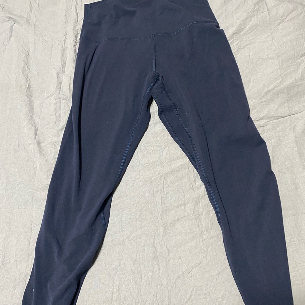lululemon navy capris